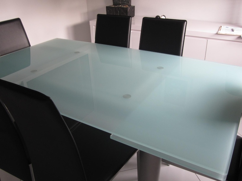 table verre opaque